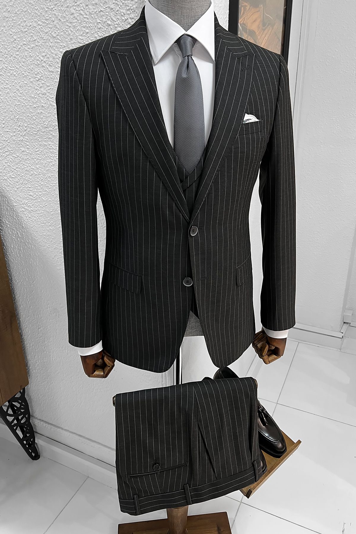 Campbell Black Striped Slim Fit Suit