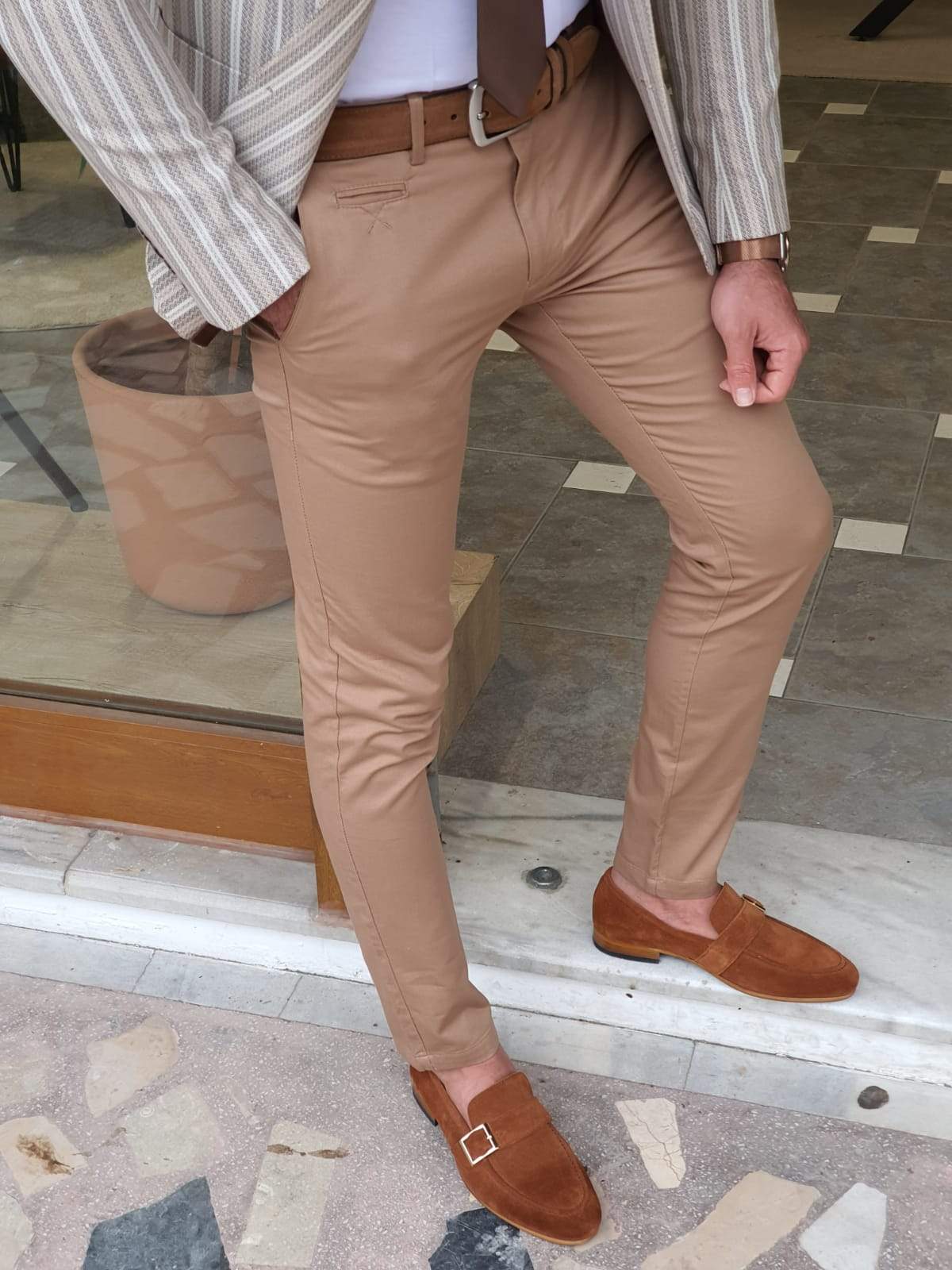 What to Wear with Brown Pants: The Men's Style Guide | Berle