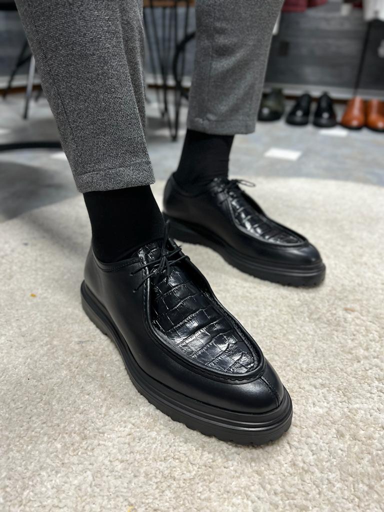 Nyon Black Leather Shoes