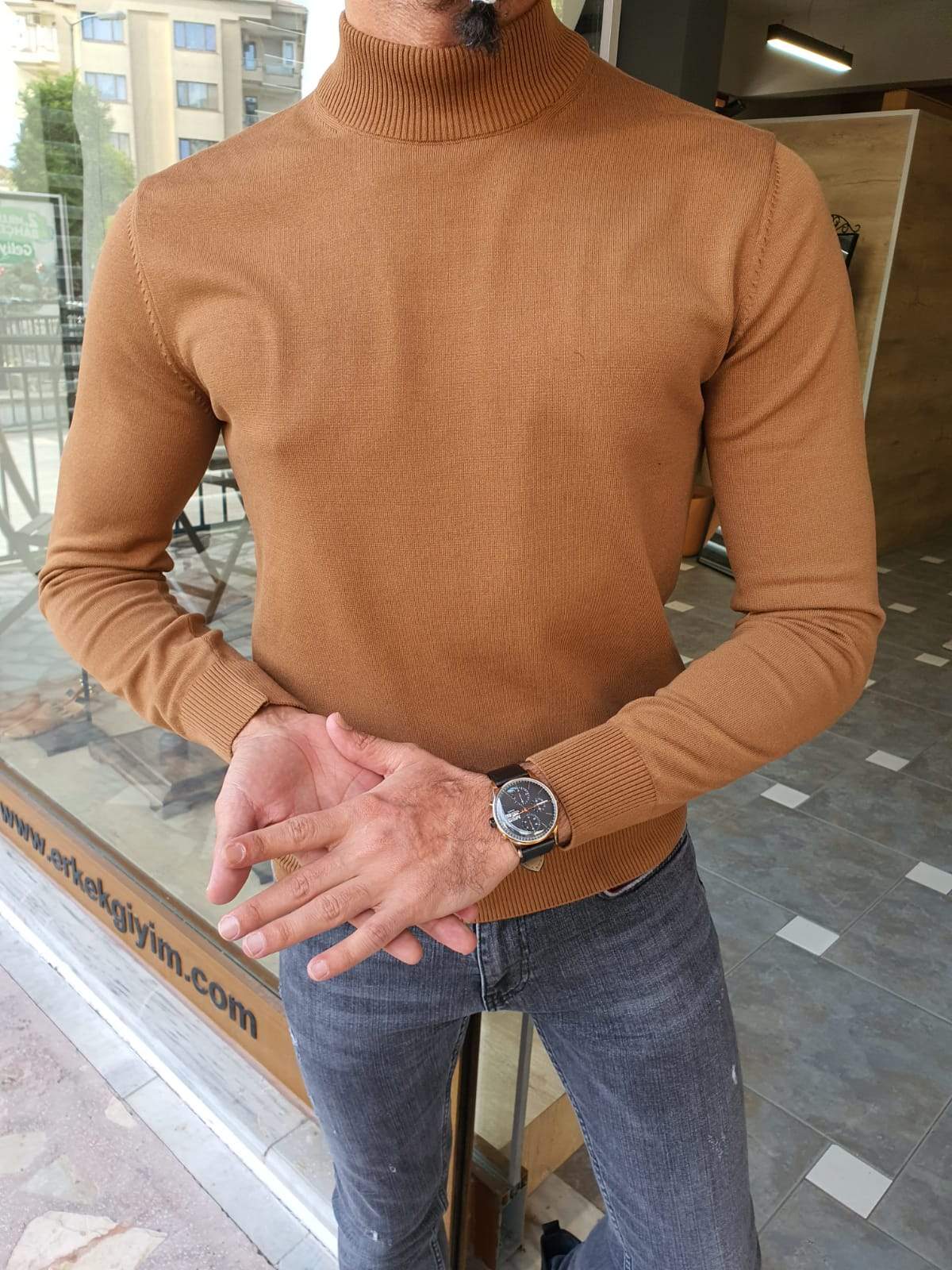 Aachen Brown Slim Fit Sweater – Men's Priorities